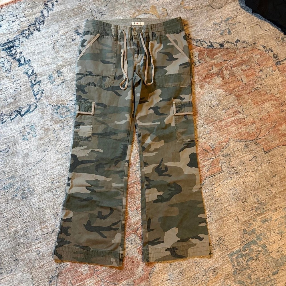 I Heart U Camouflage Cargo Pants Womens 11 Y2K Low Rise Wide Leg Green Khaki